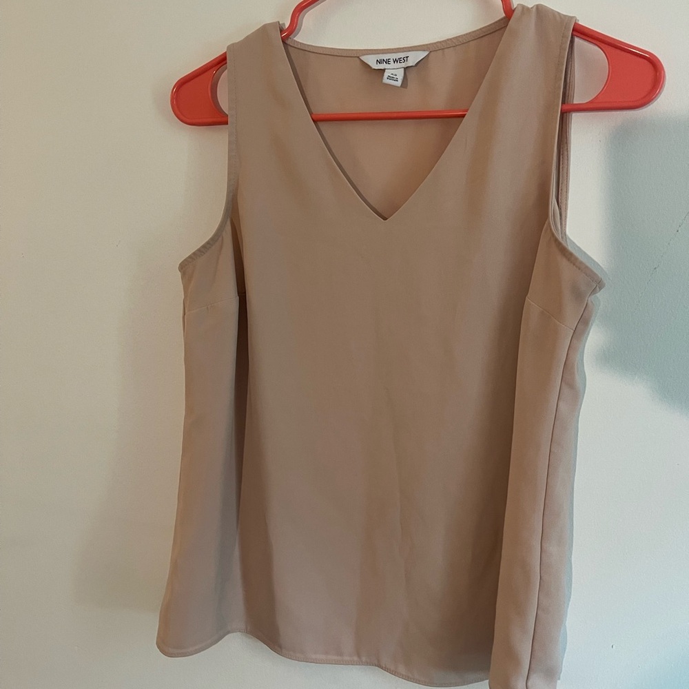 Nine West Women's Tan Sleeveless Blouse